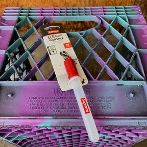 Supreme keychain - LED Mini GlowStick